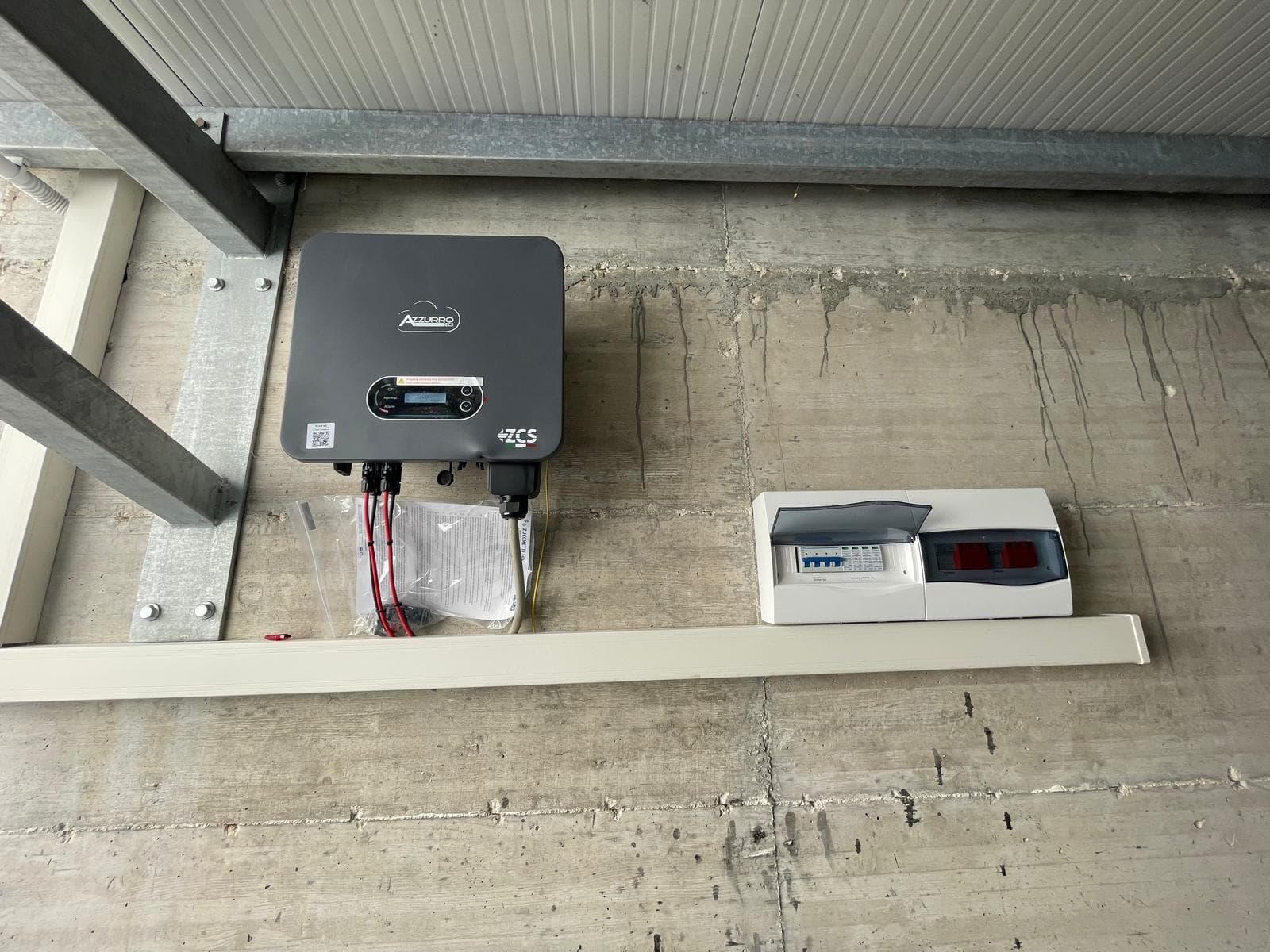 Foto numero 4 di Impianto Aziendale da 10 kW ibrido senza accumulo