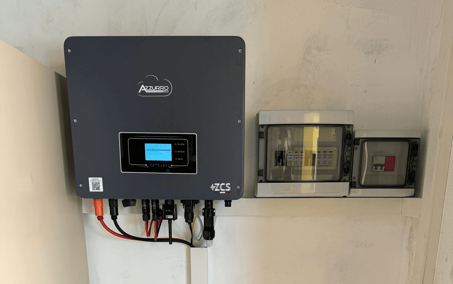 Foto numero 3 di Impianto da 3 kW ibrido con accumulo da 5 kWh