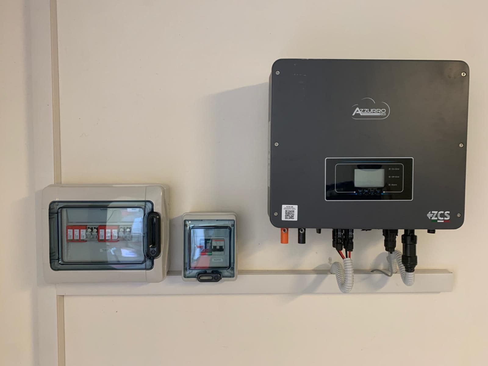 Foto numero 4 di Impianto da 6kW ibrido senza accumulo